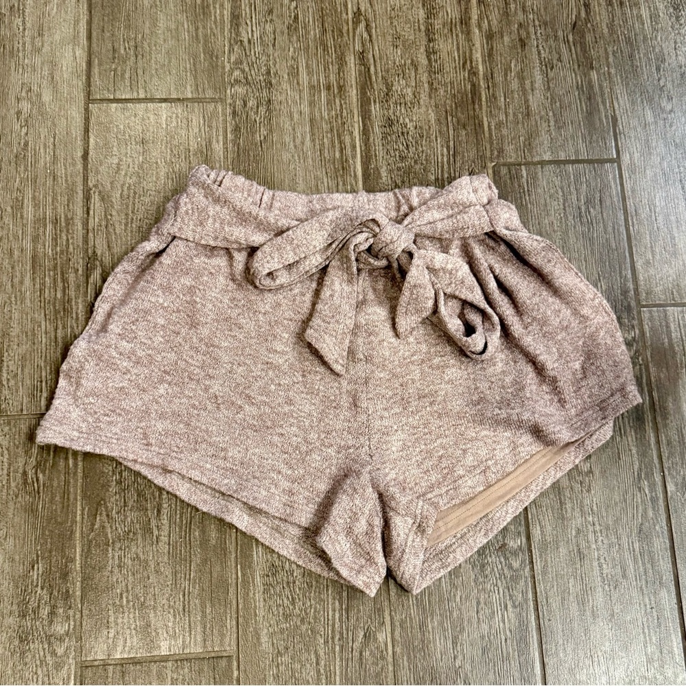 FINAL PRICE - NWOT boutique shorts🌺